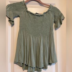 Moa Moa Green Off-the-Shoulder Top - Size Small